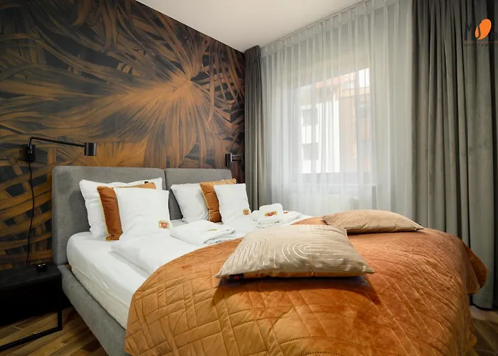 Premium Stone Hill - Baseny&jacuzzi שצ'קלארסקה פוראובה